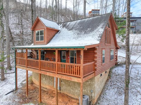 Tiny photo for 123 Laurel Way, Gatlinburg, TN 37738 (MLS # 1328176)