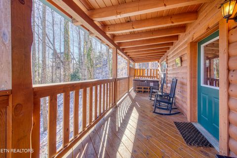 Tiny photo for 123 Laurel Way, Gatlinburg, TN 37738 (MLS # 1328176)