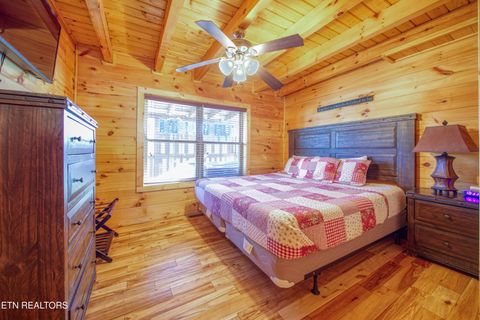 Tiny photo for 123 Laurel Way, Gatlinburg, TN 37738 (MLS # 1328176)