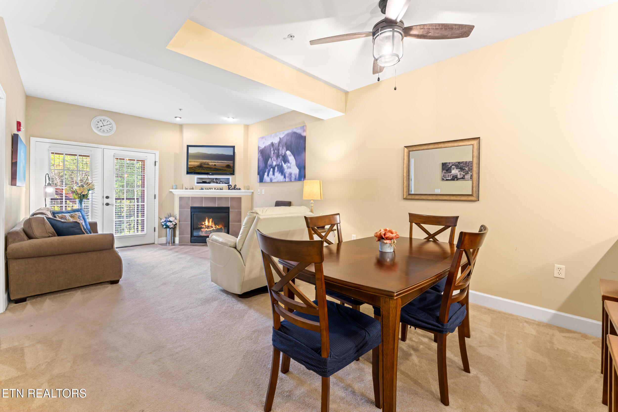 527 River Place Way 516