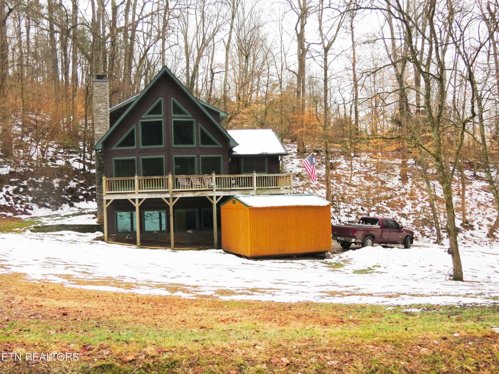 Photo of 2135 Jones Bend Rd, Louisville, TN 37777 (MLS # 1250745)