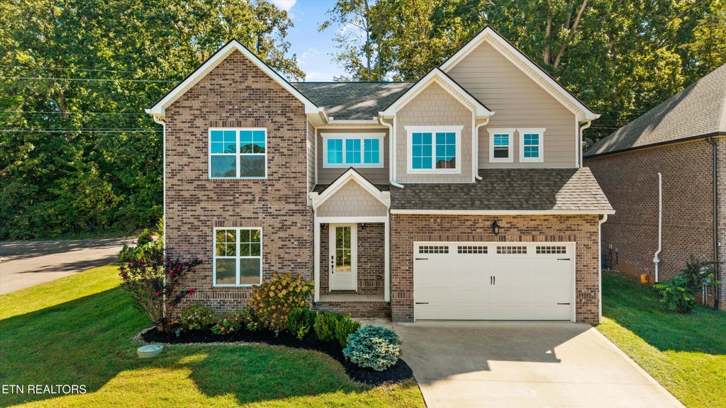 Photo of 8504 Flowering Peach Lane, Knoxville, TN 37923 (MLS # 1357330)