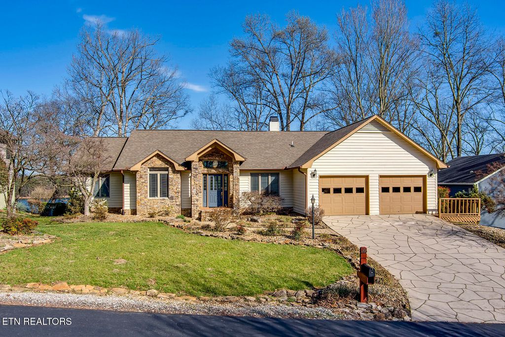 Photo of 206 Kiyuga Lane, Loudon, TN 37774 (MLS # 1332748)