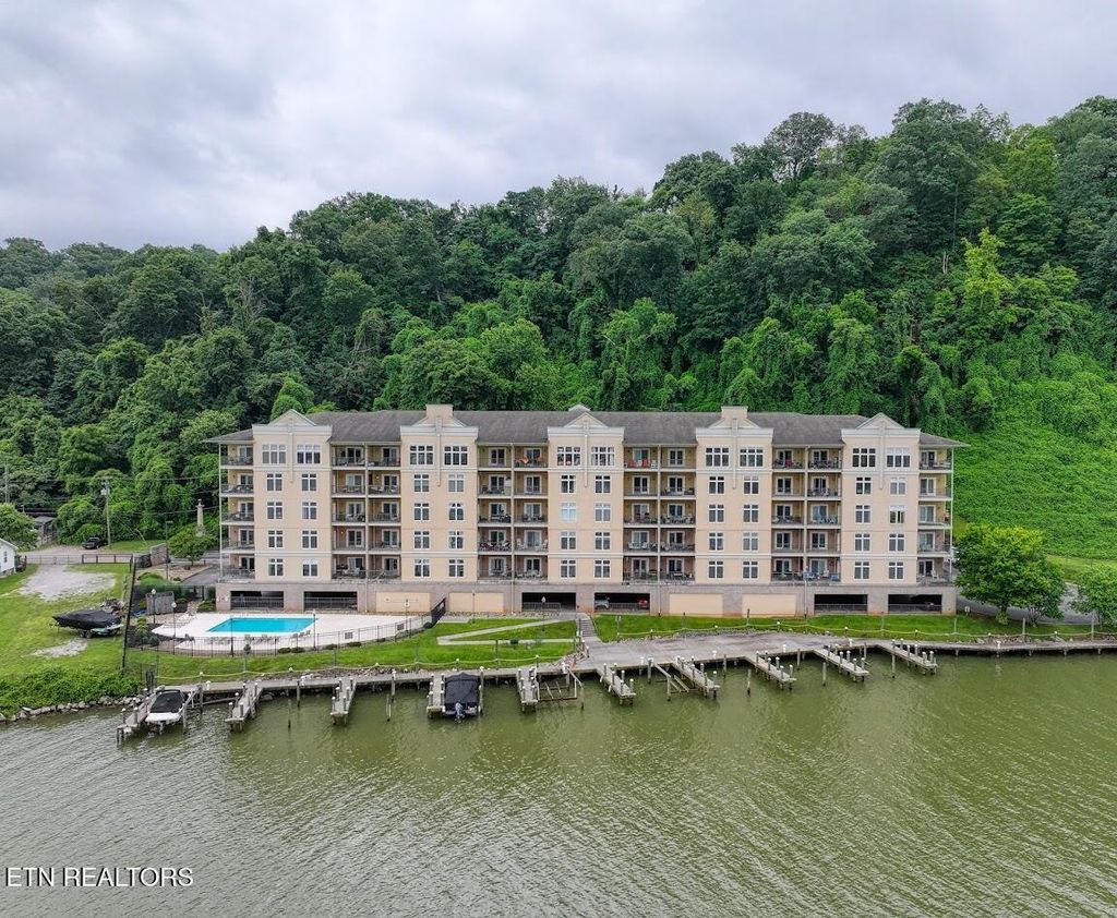 Photo of 3001 River Towne Way #406, Knoxville, TN 37920 (MLS # 1334739)