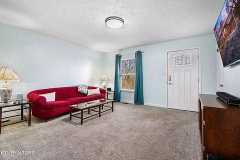 Tiny photo for 121 Rosemont Lane, Harriman, TN 37748 (MLS # 1326566)