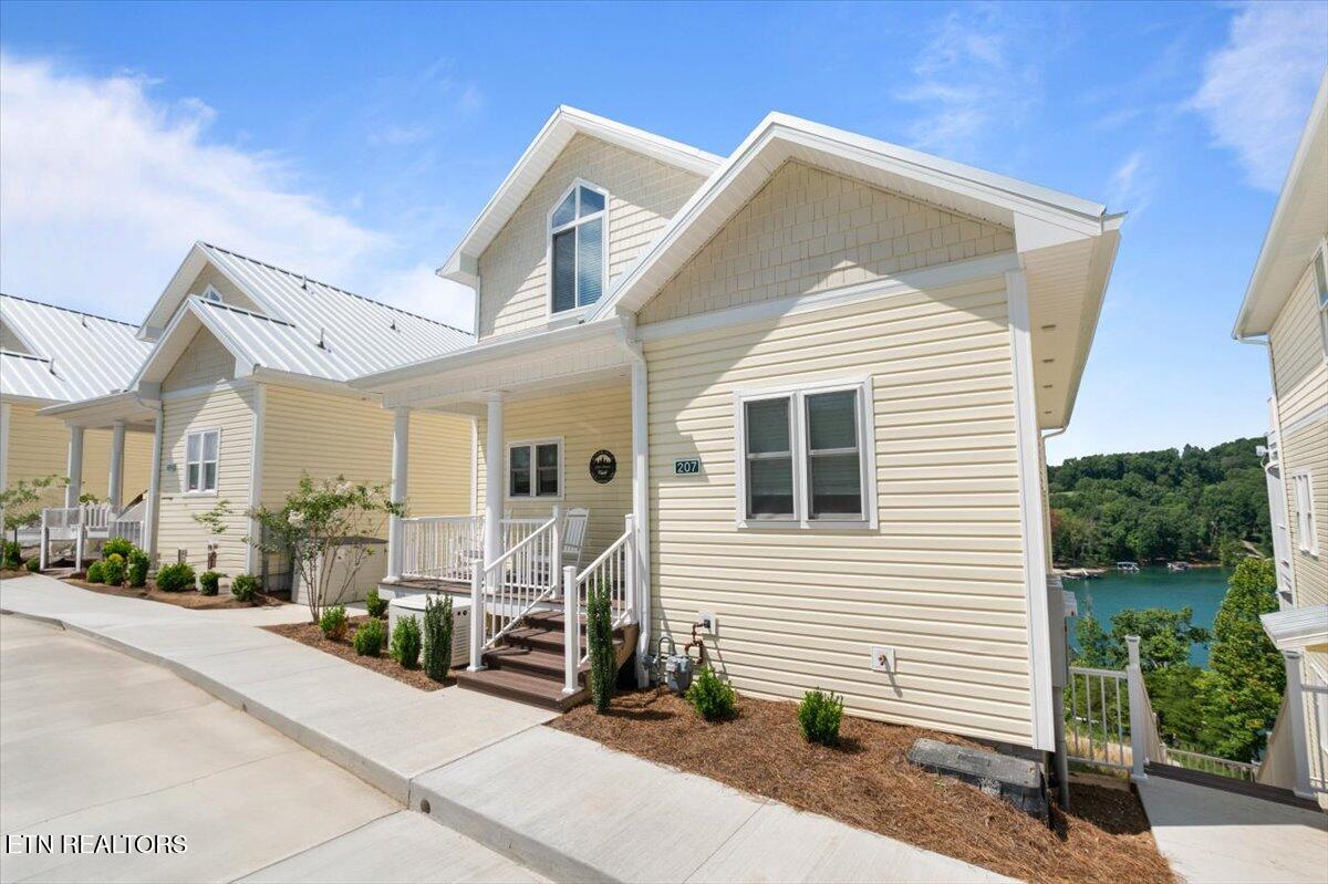 207 N Deer Hill Village A
