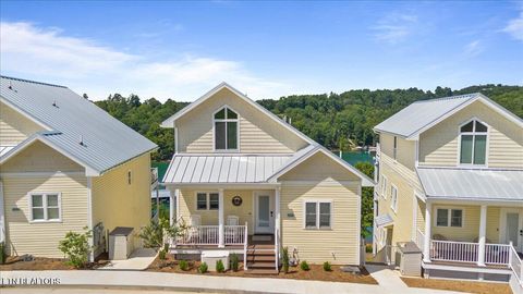 207 N Deer Hill Village A LaFollette TN 37766