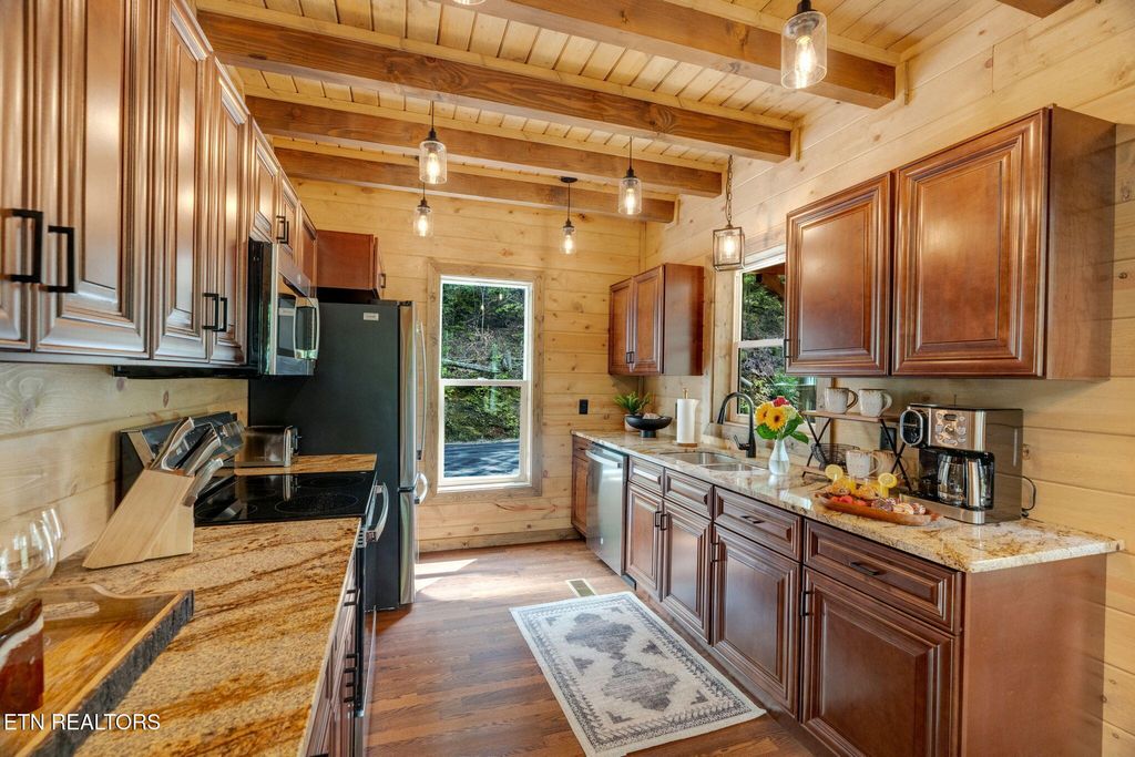 Photo of 2420 Old Barn Circle Cir, Sevierville, TN 37876 (MLS # 1315096)
