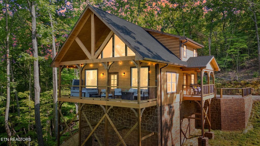 Photo of 2420 Old Barn Circle Cir, Sevierville, TN 37876 (MLS # 1315096)