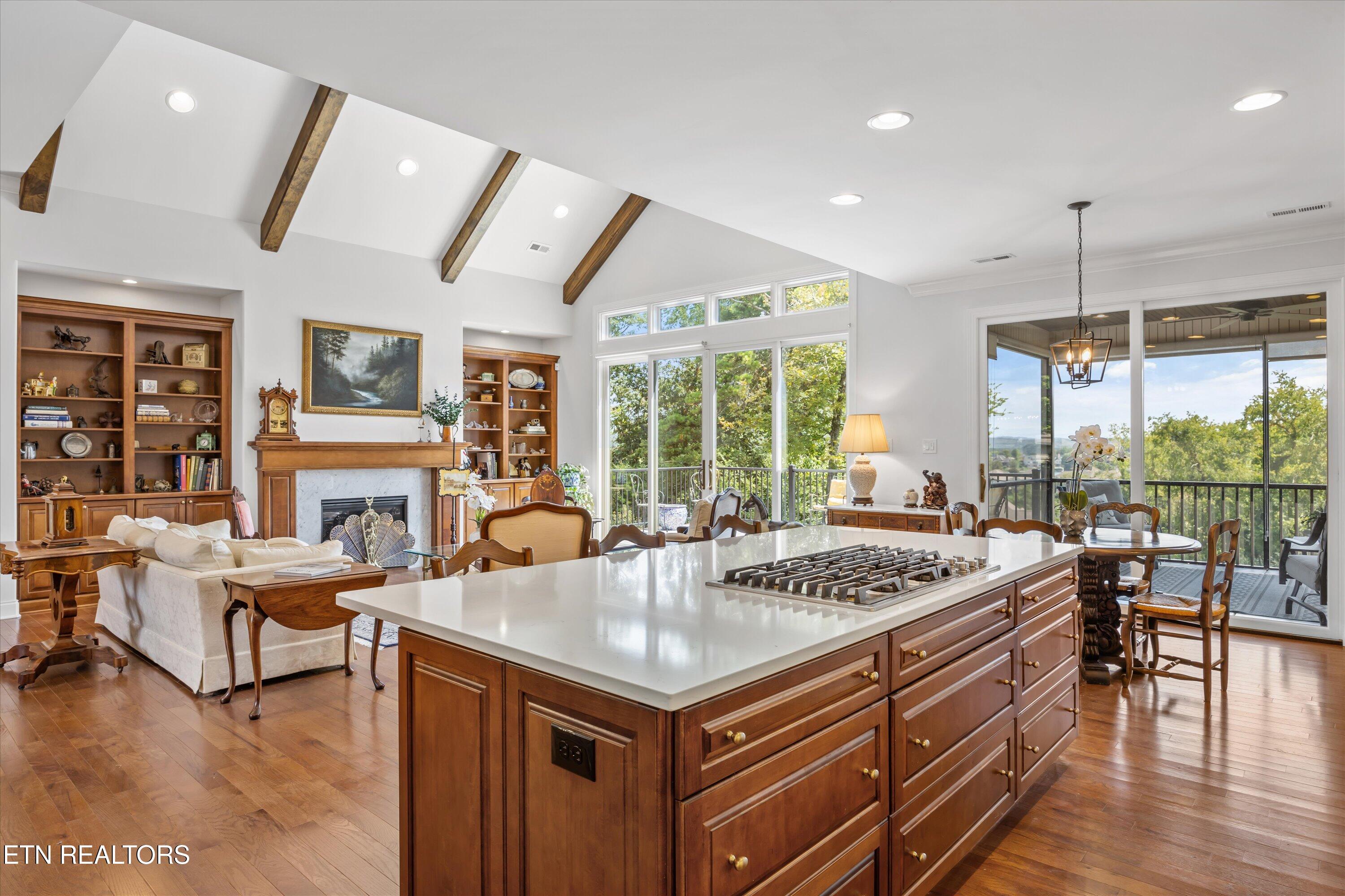 302 Coweta Court