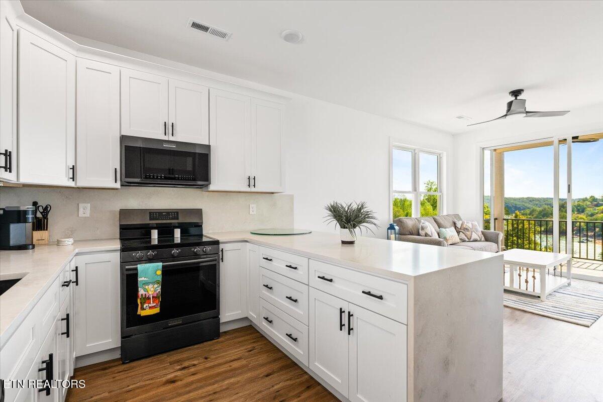 150 E Harbor View Lane