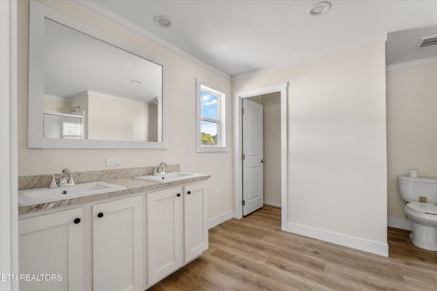Tiny photo for 338 Greenbriar Rd, Sweetwater, TN 37874 (MLS # 1317501)