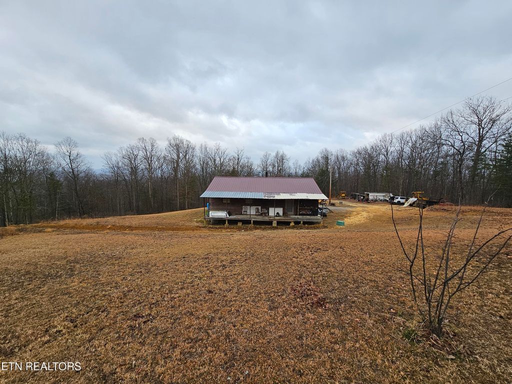 Photo of 741 Melvin Hollow Rd, Pioneer, TN 37847 (MLS # 1325950)