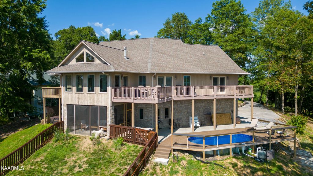 Photo of 425 Lake Vista Court, White Pine, TN 37890 (MLS # 1228488)
