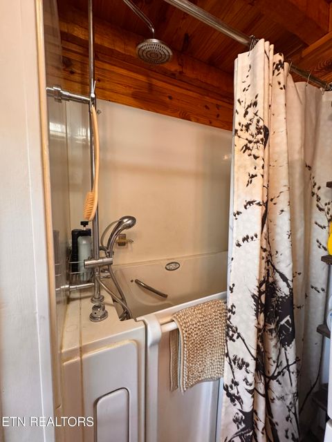 Tiny photo for 132 Sugar Maple Way, Del Rio, TN 37727 (MLS # 1332883)