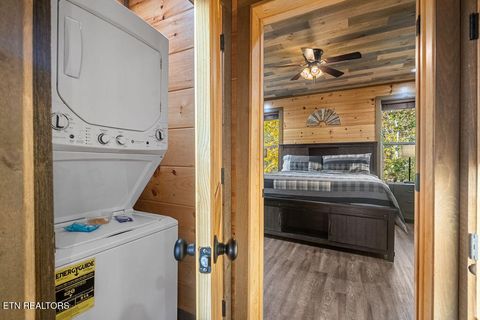 Tiny photo for 2971 Laughing Pine Lane, Sevierville, TN 37862 (MLS # 1320978)