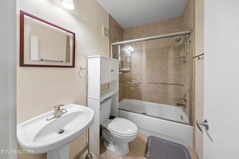 Tiny photo for 440 Walnut St #305, Knoxville, TN 37902 (MLS # 1338562)