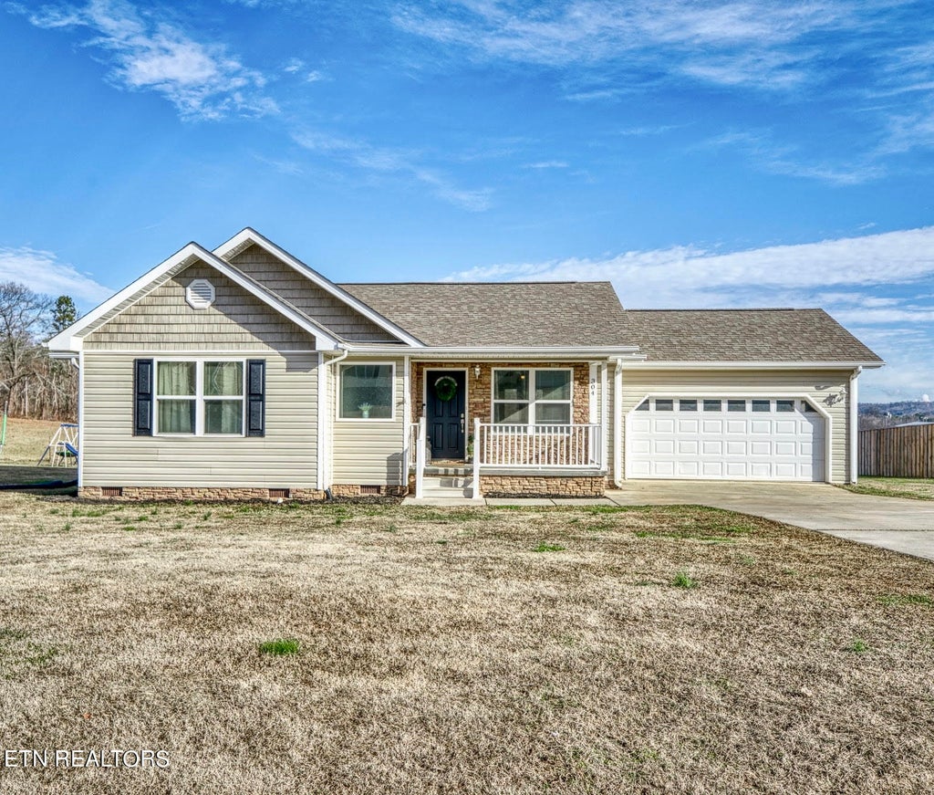Photo of 304 Foothills Drive, Dayton, TN 37321 (MLS # 1249663)