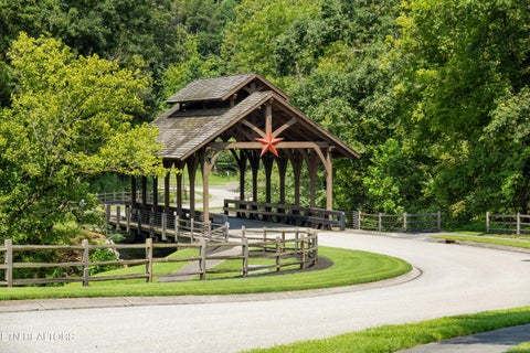 Tiny photo for 2124 Viewcrest Lane, Knoxville, TN 37932 (MLS # 1351801)