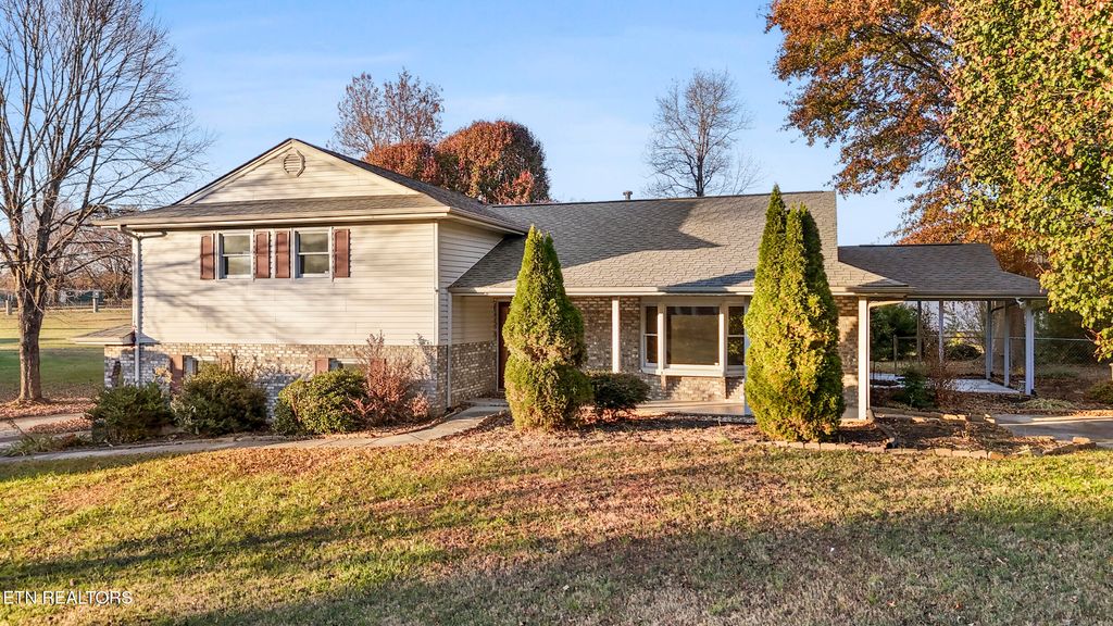 Photo of 1037 Keith Lane, Morristown, TN 37813 (MLS # 1322145)