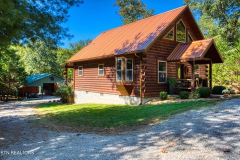 Photo of 966 Spruce Creek Drive, Jamestown, TN 38556 (MLS # 1317944)