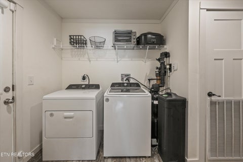 Tiny photo for 7247 Brewer Rd, Maryville, TN 37801 (MLS # 1355473)