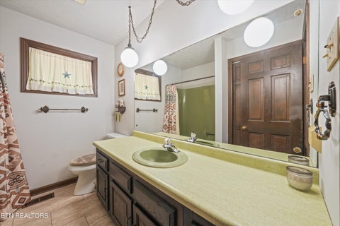 Tiny photo for 745 Blockhouse Valley Rd, Clinton, TN 37716 (MLS # 1355711)