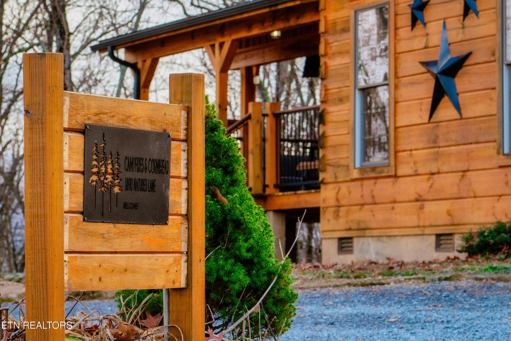 Photo of 1890 Natures Lane Lane, Sevierville, TN 37862 (MLS # 1324341)