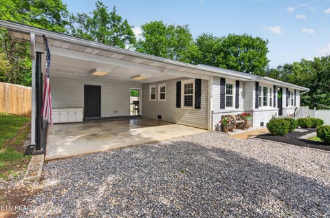 Tiny photo for 4924 Moreland Heights School Lane, Knoxville, TN 37920 (MLS # 1350192)