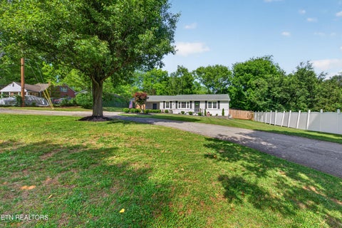 Tiny photo for 4924 Moreland Heights School Lane, Knoxville, TN 37920 (MLS # 1350192)