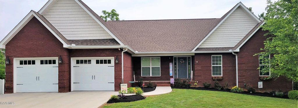 Photo of 918 Houston Springs Rd, Greenback, TN 37742 (MLS # 1227608)