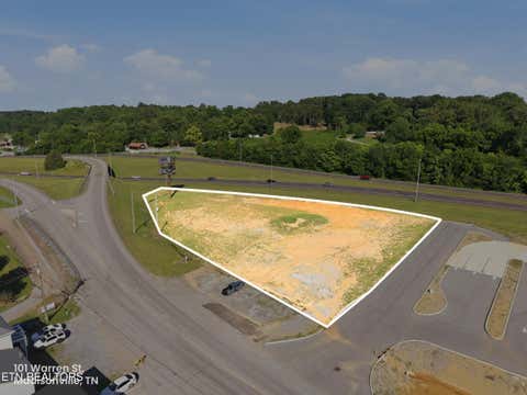 Tiny photo for 101 Warren St, Madisonville, TN 37354 (MLS # 1347785)