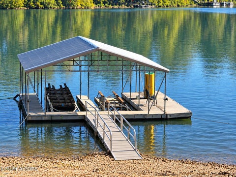 Tiny photo for 463 Fox Lake Lane, LaFollette, TN 37766 (MLS # 1359814)
