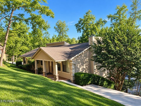 Photo of 463 Fox Lake Lane, LaFollette, TN 37766 (MLS # 1359814)