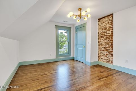 Tiny photo for 1028 Luttrell St, Knoxville, TN 37917 (MLS # 1308071)