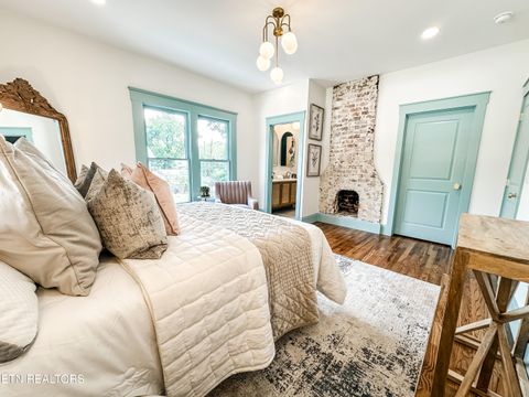 Tiny photo for 1028 Luttrell St, Knoxville, TN 37917 (MLS # 1308071)