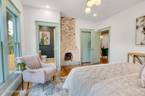 Tiny photo for 1028 Luttrell St, Knoxville, TN 37917 (MLS # 1308071)