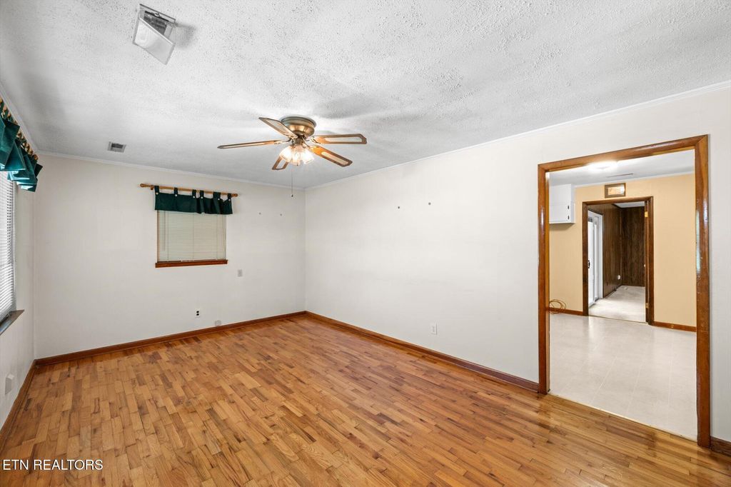 Photo of 217 Meadow Lane, Sweetwater, TN 37874 (MLS # 1297714)