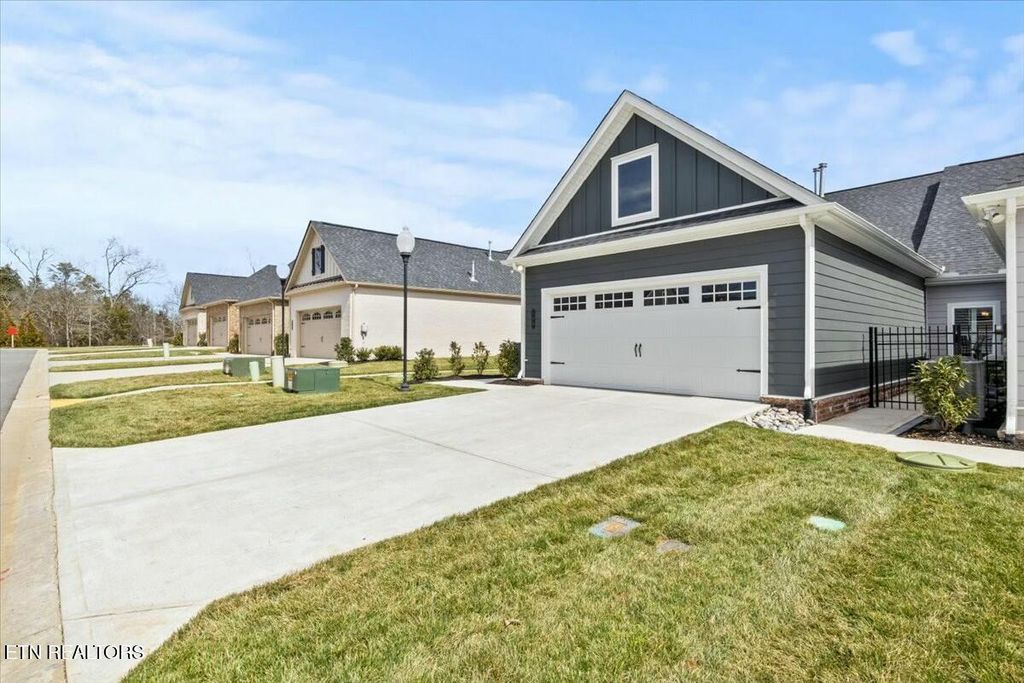 Photo of 166 Goldheart Rd, Farragut, TN 37934 (MLS # 1293285)