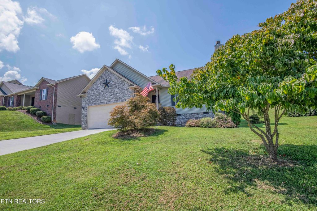 Photo of 3915 Mountain Vista Rd, Knoxville, TN 37931 (MLS # 1313319)