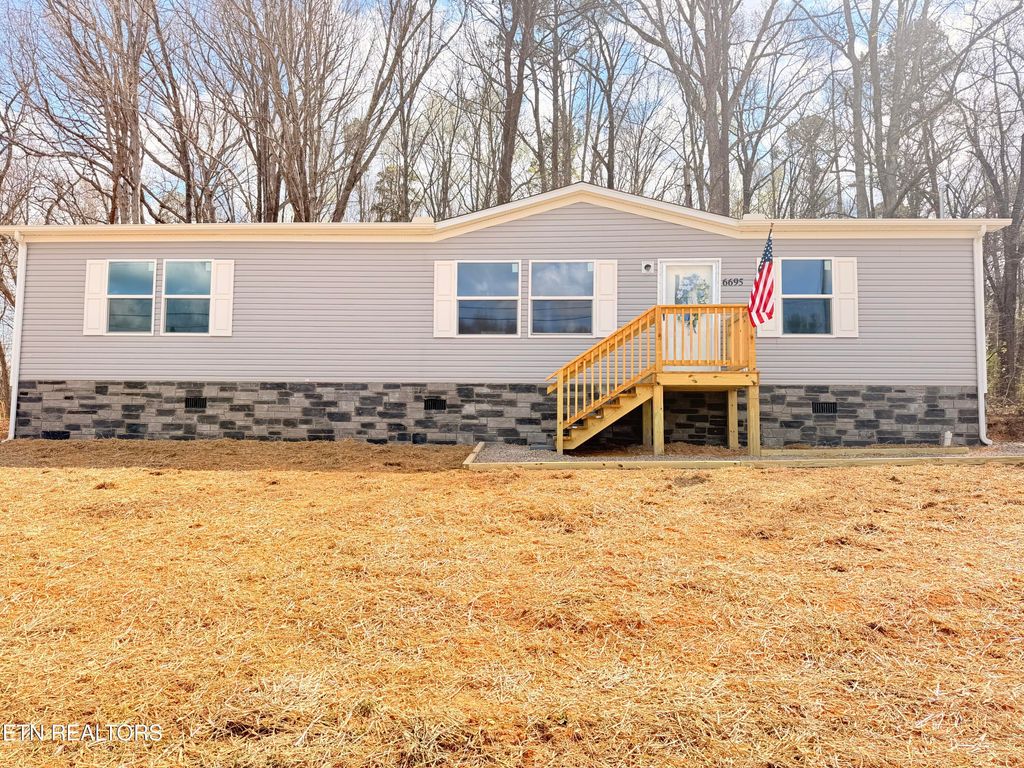 Photo of 6695 W Allens Bridge Rd, Greeneville, TN 37743 (MLS # 1334843)