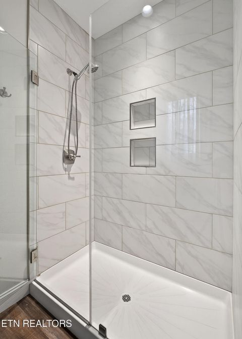 Tiny photo for 204 Lakeside Drive, Crossville, TN 38558 (MLS # 1329144)