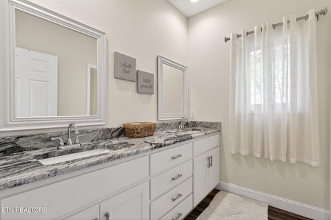 Tiny photo for 204 Lakeside Drive, Crossville, TN 38558 (MLS # 1329144)