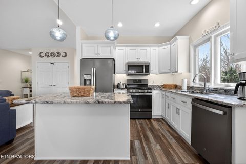 Tiny photo for 204 Lakeside Drive, Crossville, TN 38558 (MLS # 1329144)