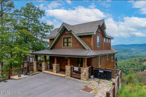 2520 Mountain Holly Way Sevierville TN 37862
