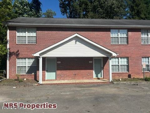 Photo of 2953 NE Colt Drive, Knoxville, TN 37918 (MLS # 1318893)