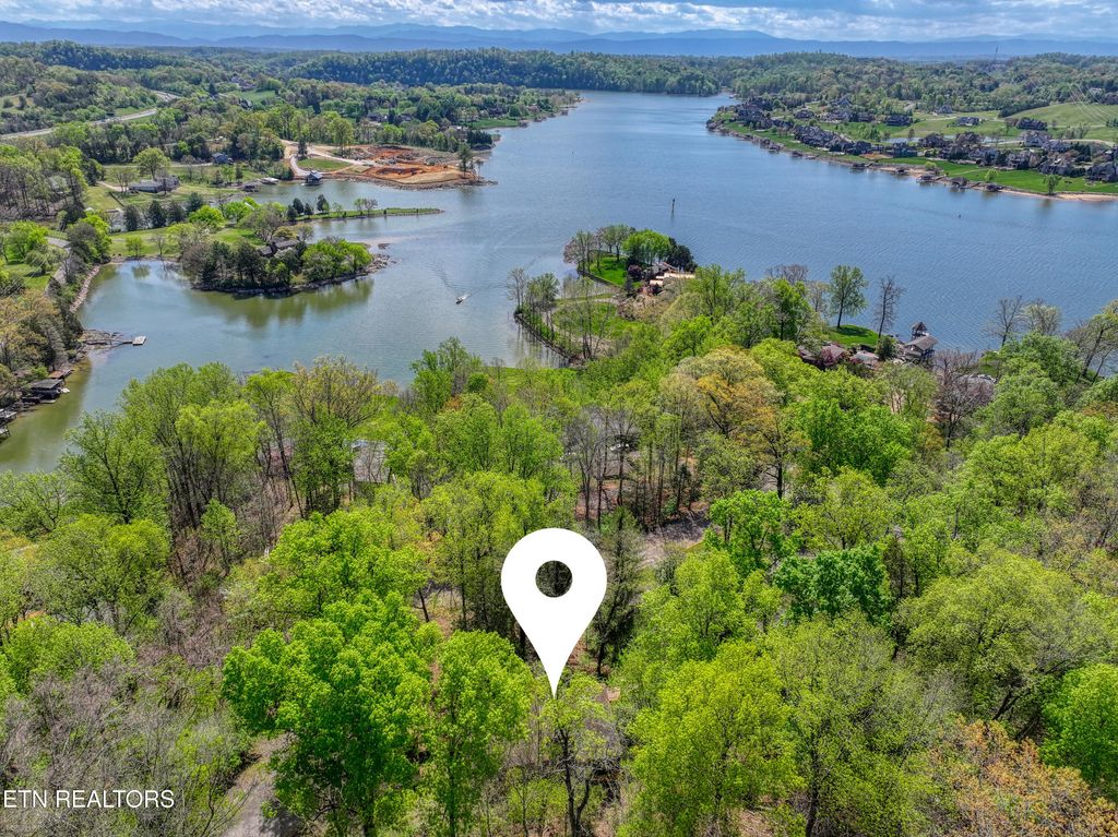 Photo of 8833 Cove Point Lane, Knoxville, TN 37922 (MLS # 1335741)