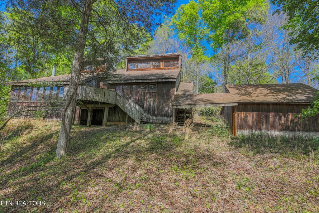 Photo of 8833 Cove Point Lane, Knoxville, TN 37922 (MLS # 1335741)