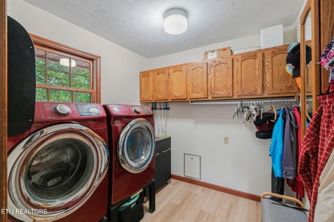 Tiny photo for 1130 W Outer Drive, Oak Ridge, TN 37830 (MLS # 1350729)