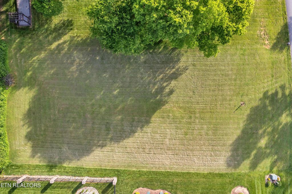 Photo of 3263 Lowes Landing, Louisville, TN 37777 (MLS # 1264575)